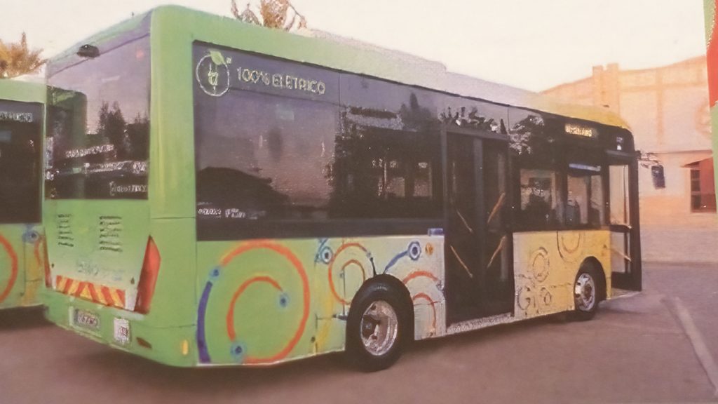 Entdecke Albufeira mit Busfahrten und Sightseeing-Touren: Stadtbusse, City Sightseeing Algarve und Touristenbahn.