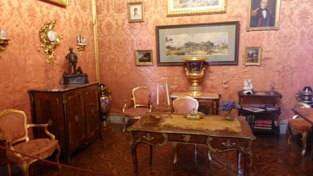 Arbeitszimmer