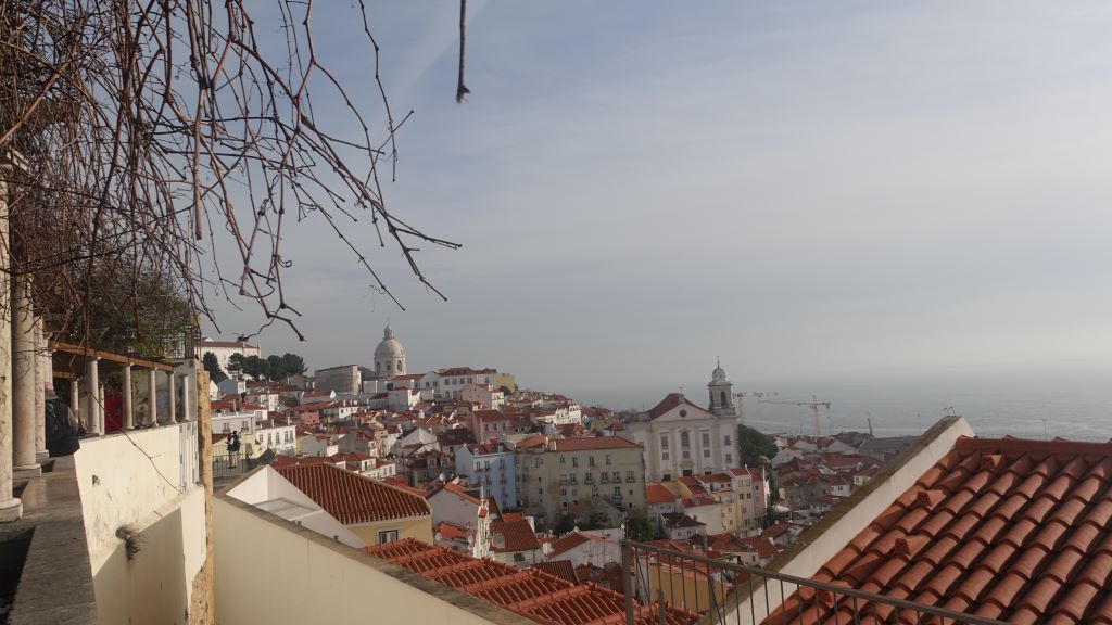 Ein Ort zum Verweilen: Miradouro de Santa Luzia