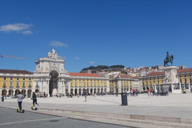 Praca do Comercio: Der berühmte Handelsplatz mit großer Tradition