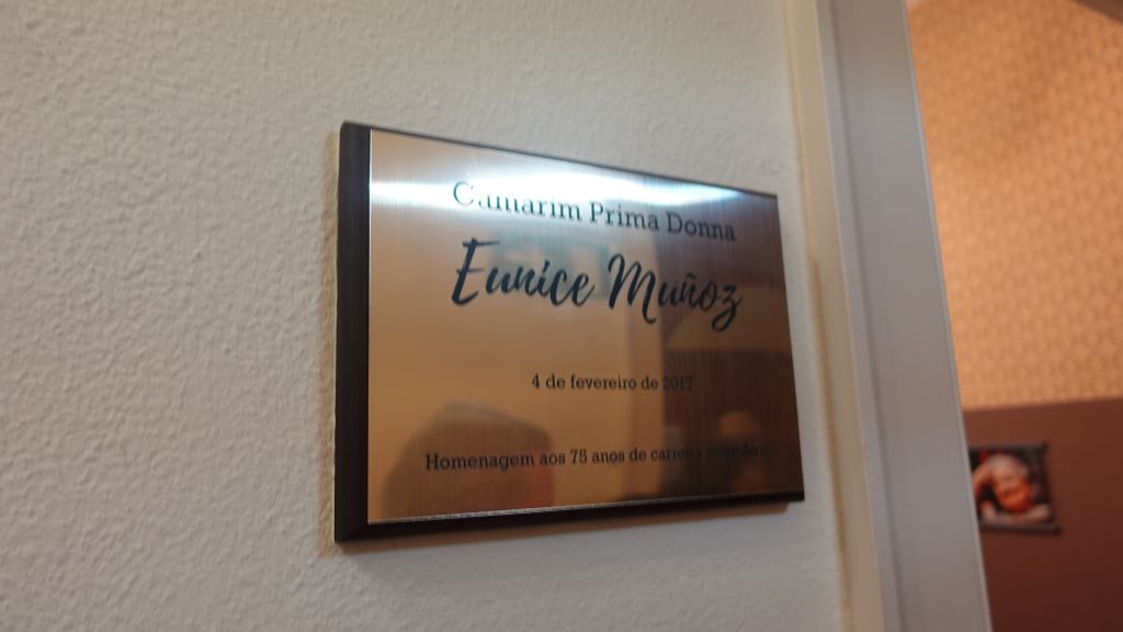 Exklusive Garderobe: Hommage an die portugiesische Schauspielerin Eunice Muñoz