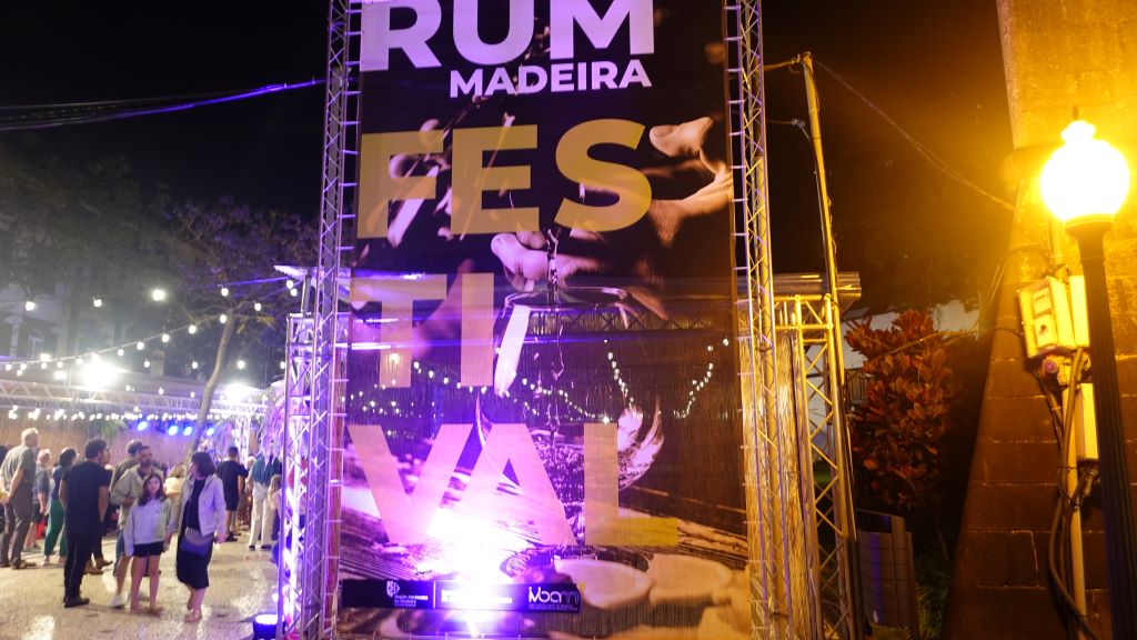 Werbeplakat des Festivals
