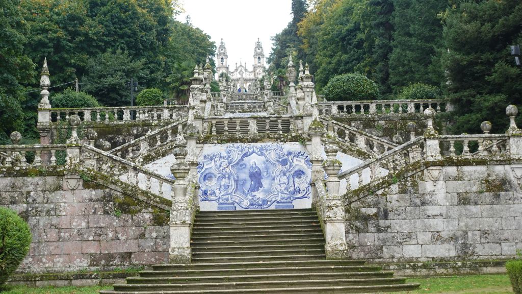 Eine Herausforderung: 686 Stufen zur Kirche Nossa Senhora dos Remedios