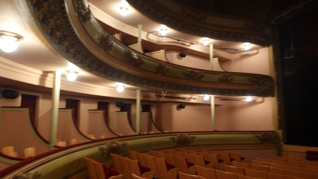 Theatro Ribeiro Conceiçᾶo - Blick in den Zuschauersaal