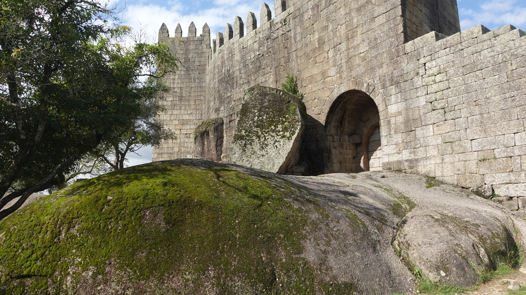 Castelo de Guimarᾶes - Außenmauer