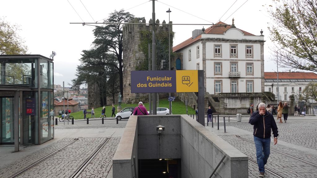 Einstiegstelle in der Oberstadt, Praça da Batalha