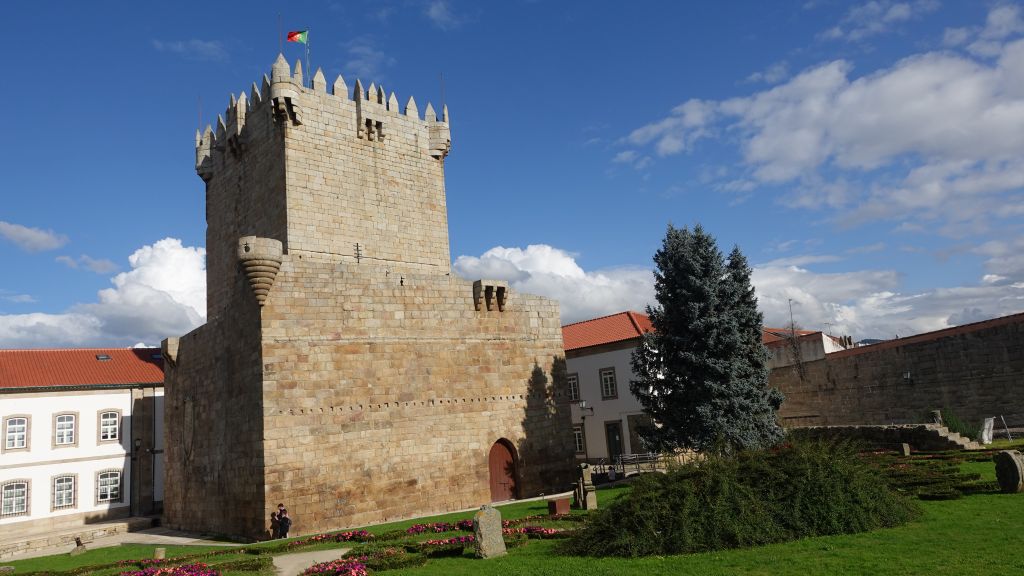 Castelo do Chaves: Chaves historisches Wahrzeichen