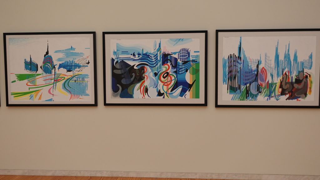 Ständig wechselnde Ausstellungen zeitgenössischer Kunst werden präsentiert - hier drei Bilder