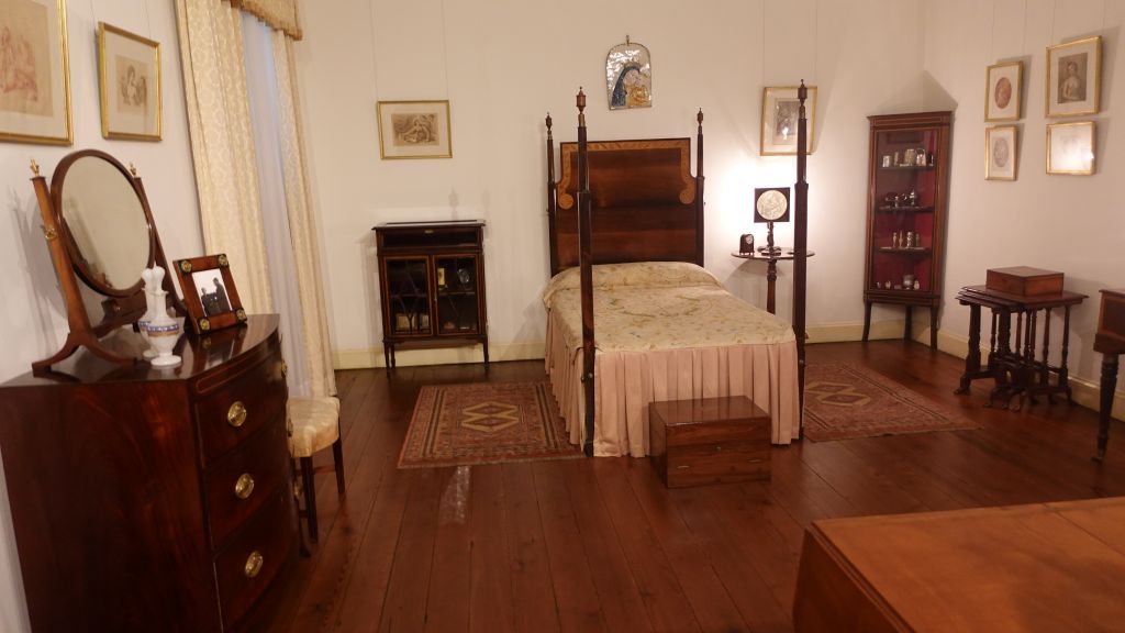 Blick in ein Einzelschlafzimmer